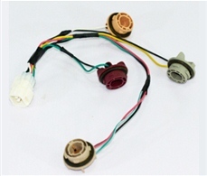 M111后组合灯线束分总成